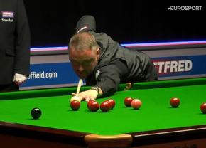 Stephen Hendry a fost eliminat de la CM de snooker, în turul 2 al calificărilor