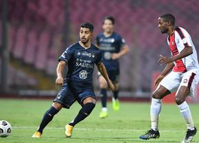 Laurențiu Reghecampf, debut cu stângul la Al Ahli » La pauză era 0-3!