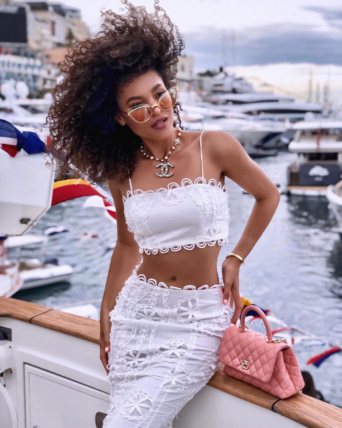 FOTO Sirena nepotului lui Agnelli » Iubire exotică pentru fiul fostului președinte de la Juventus