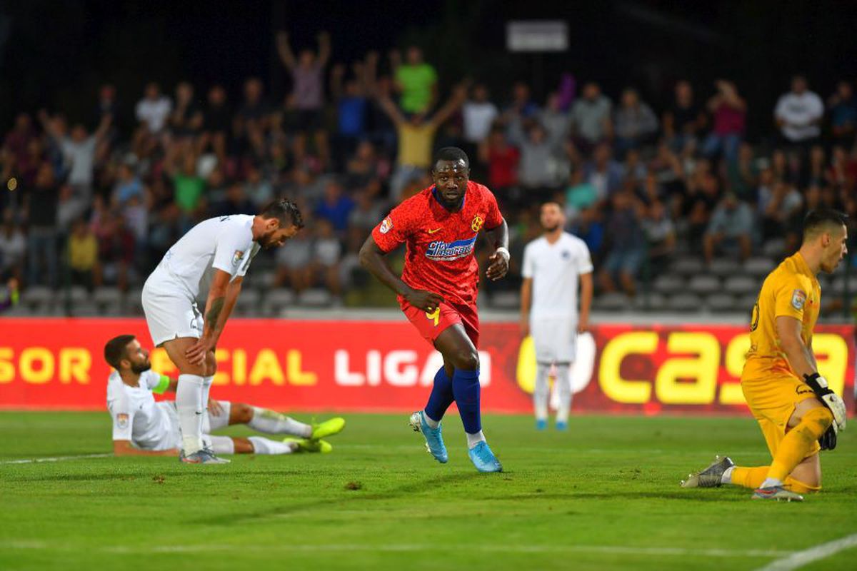 FCSB - VIITORUL 2-1 / A trecut ca prin brânză! Secvență excelentă de imagini suprinse de fotoreporterul GSP Raed Krishan cu gafele în serie ale fundașilor Viitorului la golul lui Gnohere