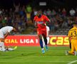 FCSB - VIITORUL 2-1 / Ca prin brânză! Secvență excelentă de imagini suprinse de fotoreporterul GSP Raed Krishan cu gafele în serie ale fundașilor Viitorului la golul lui Gnohere