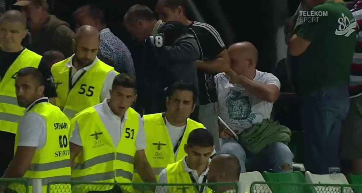 SEPSI - DINAMO 0-1 // VIDEO+FOTO Niciun meci fără incidente! Ultrașii lui Dinamo s-au bătut cu forțele de ordine și au fost evacuați cu gaze lacrimogene!