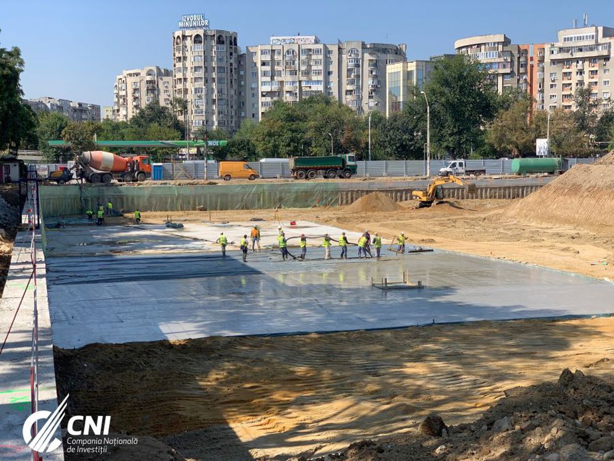 GALERIE FOTO  Guvernul vrea să dubleze costurile pentru Stadionul Giulești pentru 50 de scaune în plus!