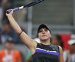 CHINA OPEN // FOTO+VIDEO Bianca Andreescu revine de la 1-4 cu Elise Mertens în setul doi și se califică în „optimi”!