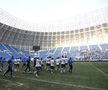 CS U CRAIOVA // FOTO Sute de suporteri la primul antrenament al lui Victor Pițurcă la Craiova