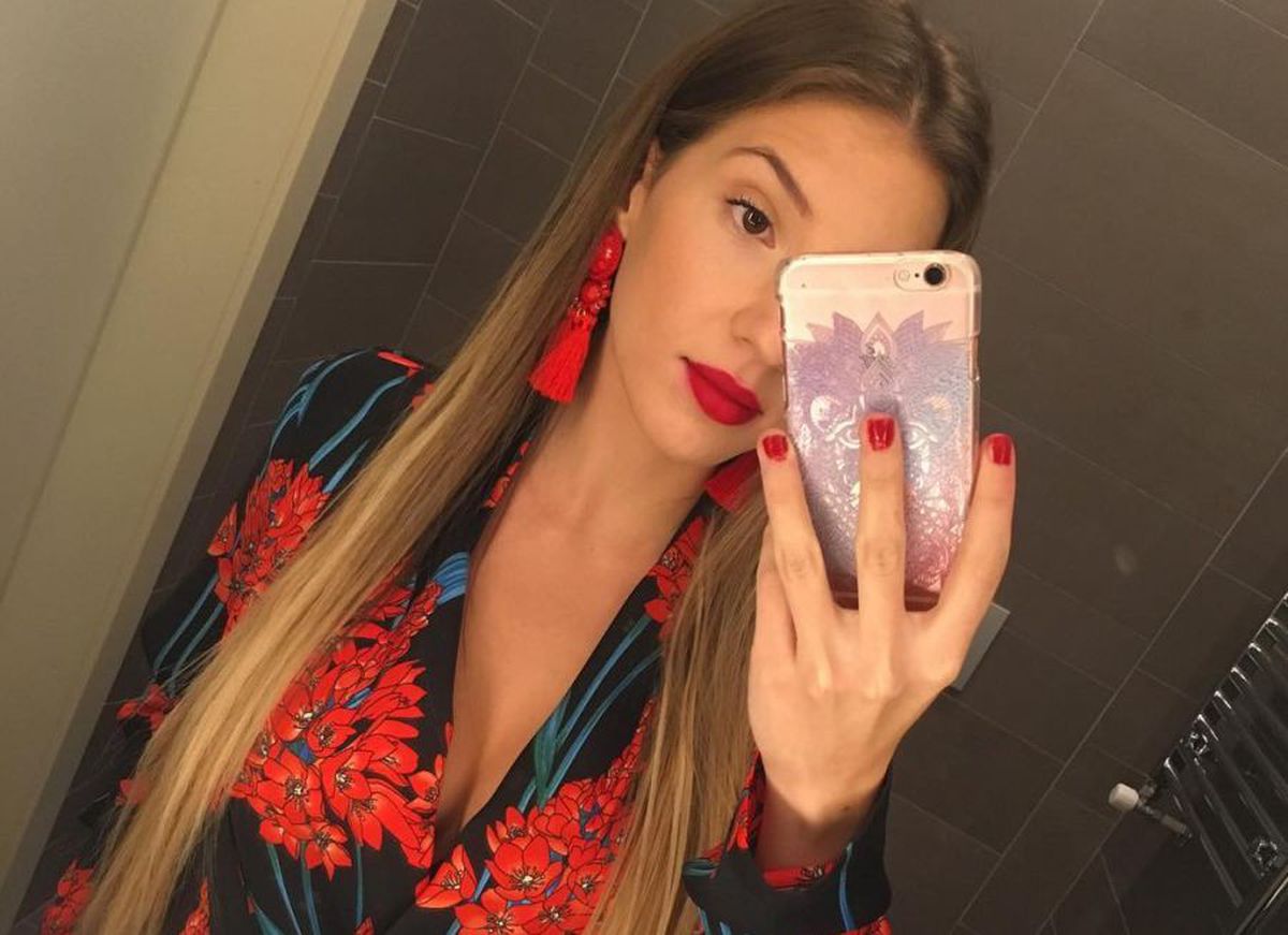 GALERIE FOTO Joao Cancelo de la Manchester City are iubita perfectă » Veste mare primită de fotbalistul lui Guardiola!