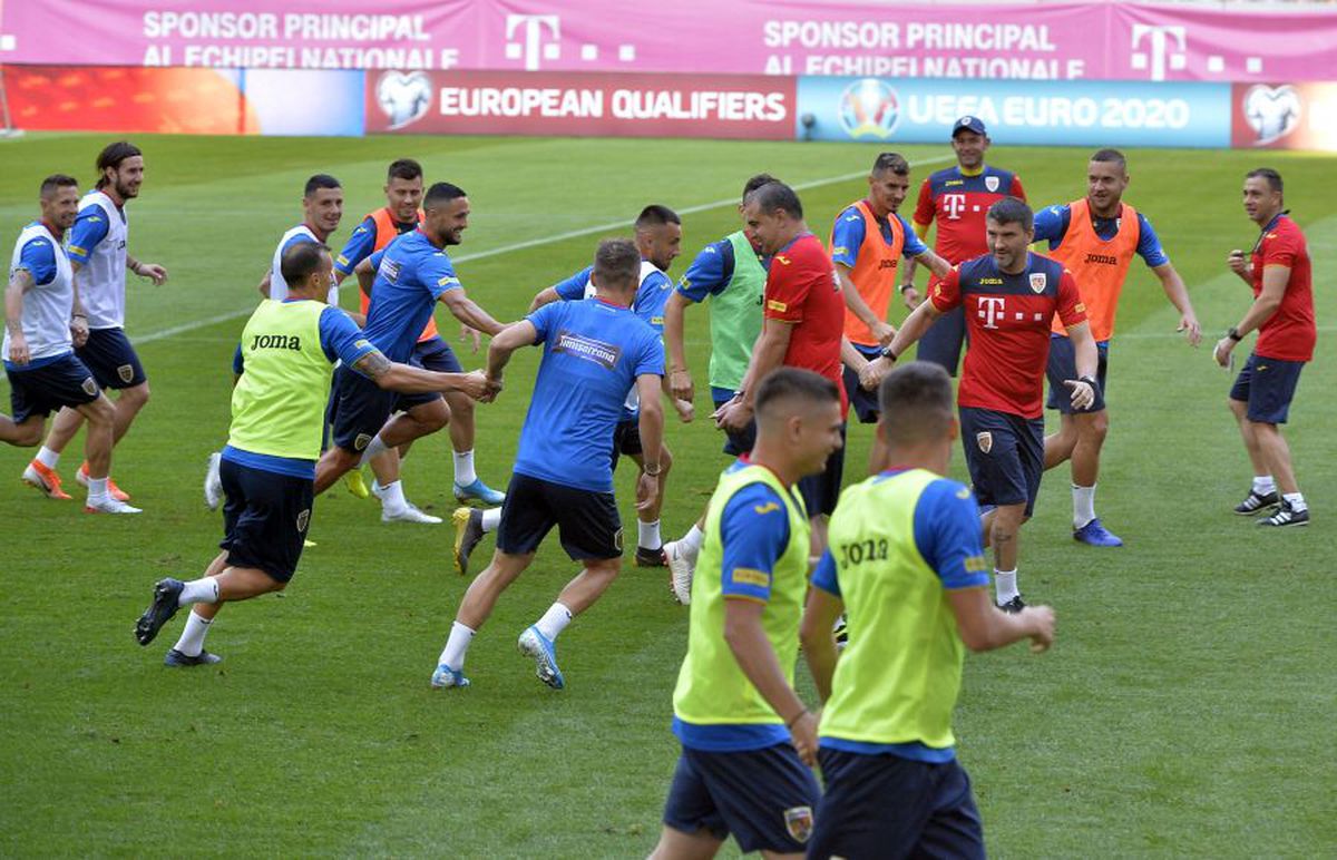 ROMÂNIA - SPANIA // VIDEO ȘOC! Gazonul de pe Arena Națională s-a stricat înainte de primul meci! Imagini îngrijorătoare cu suprafața pentru care s-au cheltuit 240.000 de euro