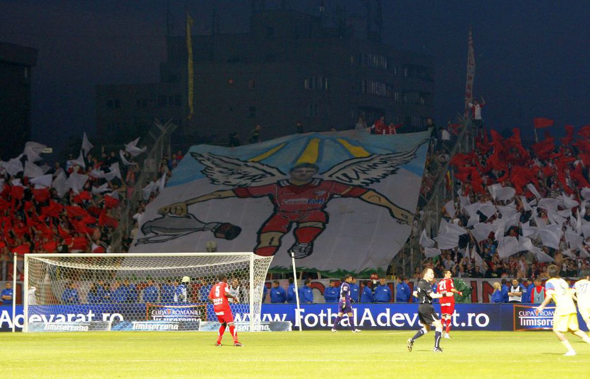 20 de ani fără Cătălin Hîldan » Remember: scenografii emoționante și mesaje memorabile în memoria „Unicului Căpitan”