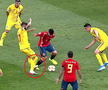 ROMÂNIA - SPANIA / FOTO „Tricolorii” au contestat decizia, dar a fost penalty clar! Deac l-a faultat în careu pe Ceballos