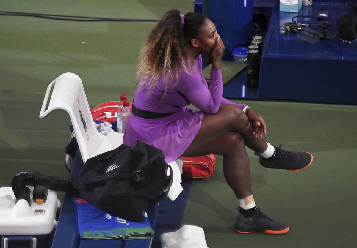 BIANCA ANDREESCU - SERENA WILLIAMS 6-3, 7-5 // FOTO+VIDEO Bianca Andreescu reușește o victorie SENZAȚIONALĂ în fața Serenei Williams și câștigă US Open!