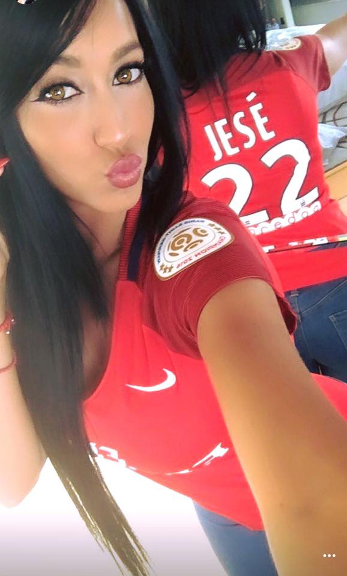 După 10 ani la Real Madrid sau PSG, a ajuns la o nou-promovată în Turcia! Femeia care l-a captivat cât să „uite” fotbalul