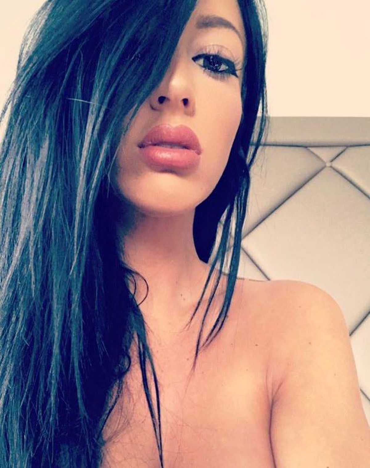 FOTO Frumoasa Aurah Ruiz nu mai face față mesajelor: „Să nu vă supărați dacă iubiții voștri îmi scriu mie!"