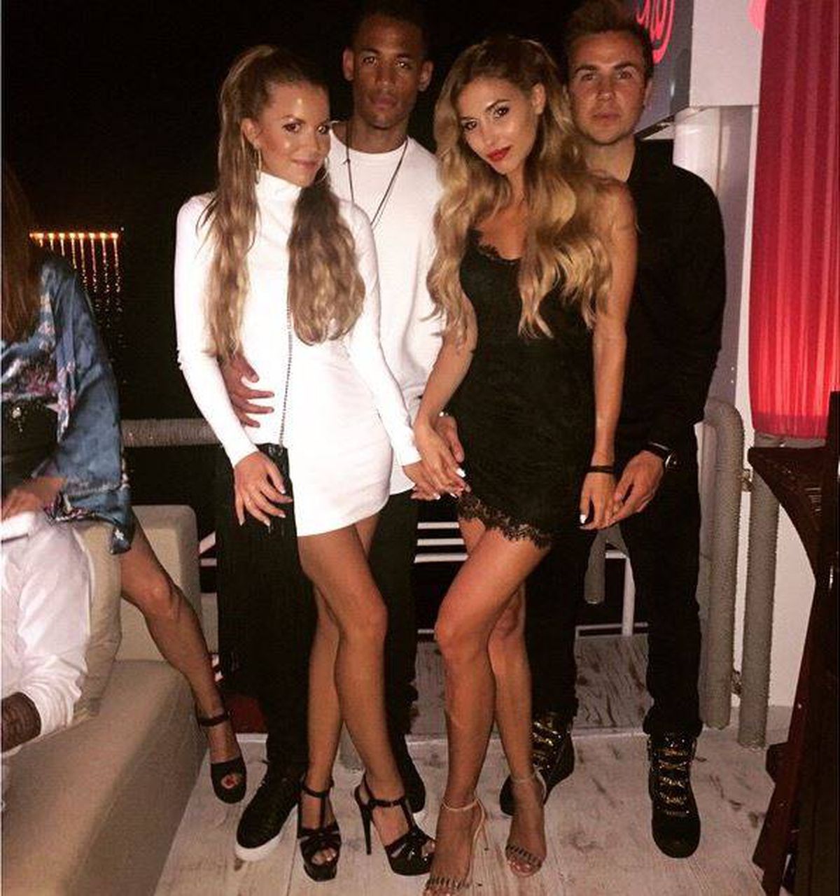 FOTO Soția lui Götze și-a deschis propria afacere! Ann-Kathrin prezintă chiar ea lenjeria intimă, alături de Mario