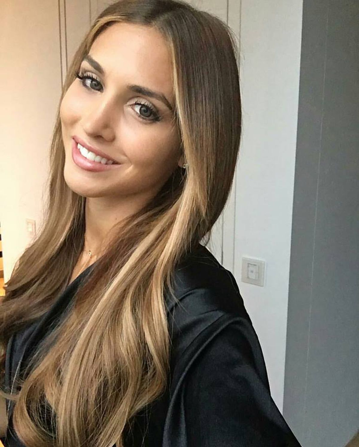 FOTO Soția lui Götze nu stă în banii fotbalistului de la Dortmund! Și-a deschis propria afacere