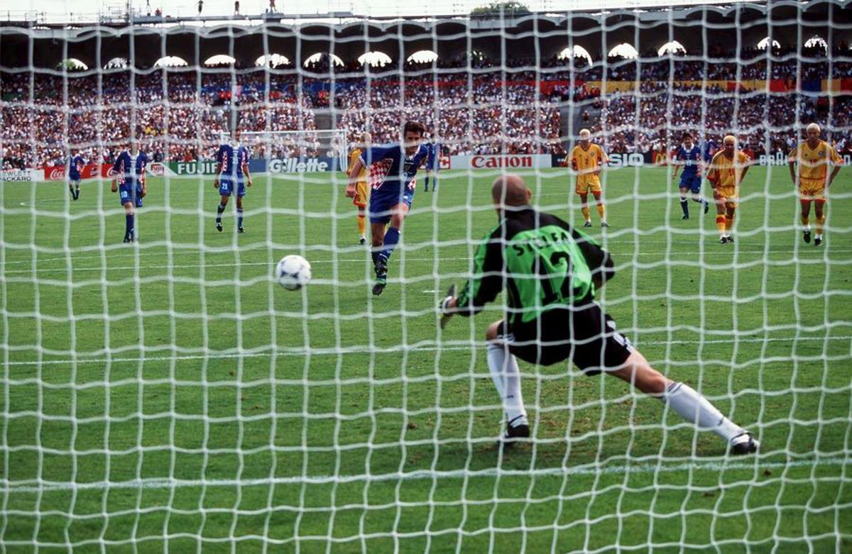 GSP LIVE // VIDEO Gabi Popescu, omul care a făcut penalty-ul contra Croației la CM 1998: „Mă credeam fotbalist bun, dar mi-am dat seama cât de mic sunt”