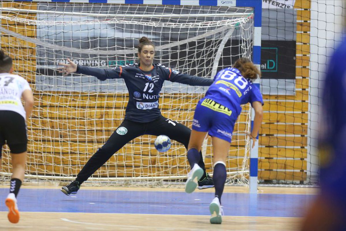 SCM Craiova - SCM Rm. Vâlcea 23-27 // GALERIE FOTO Campioana, victorie fără emoții în „Derby de Oltenia”