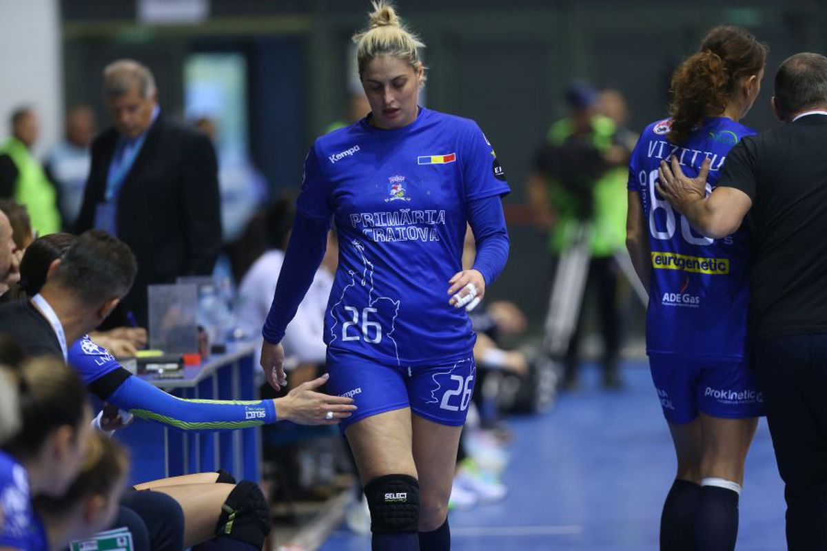 SCM Craiova - SCM Rm. Vâlcea 23-27 // GALERIE FOTO Campioana, victorie fără emoții în „Derby de Oltenia”