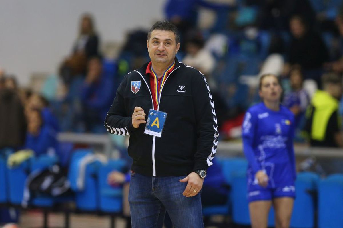 SCM Craiova - SCM Rm. Vâlcea 23-27 // GALERIE FOTO Campioana, victorie fără emoții în „Derby de Oltenia”