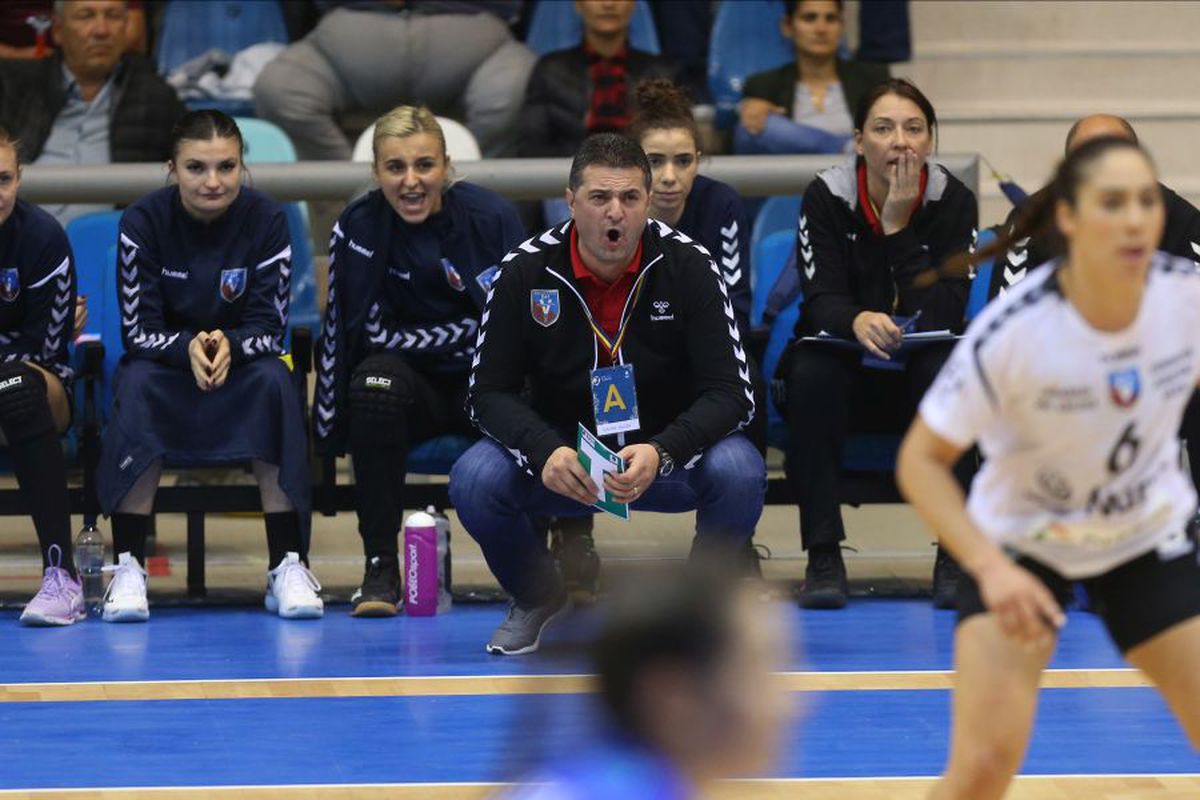 SCM Craiova - SCM Rm. Vâlcea 23-27 // GALERIE FOTO Campioana, victorie fără emoții în „Derby de Oltenia”