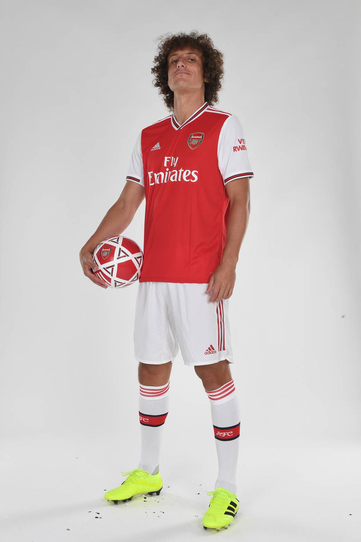 David Luiz a semnat cu Arsenal