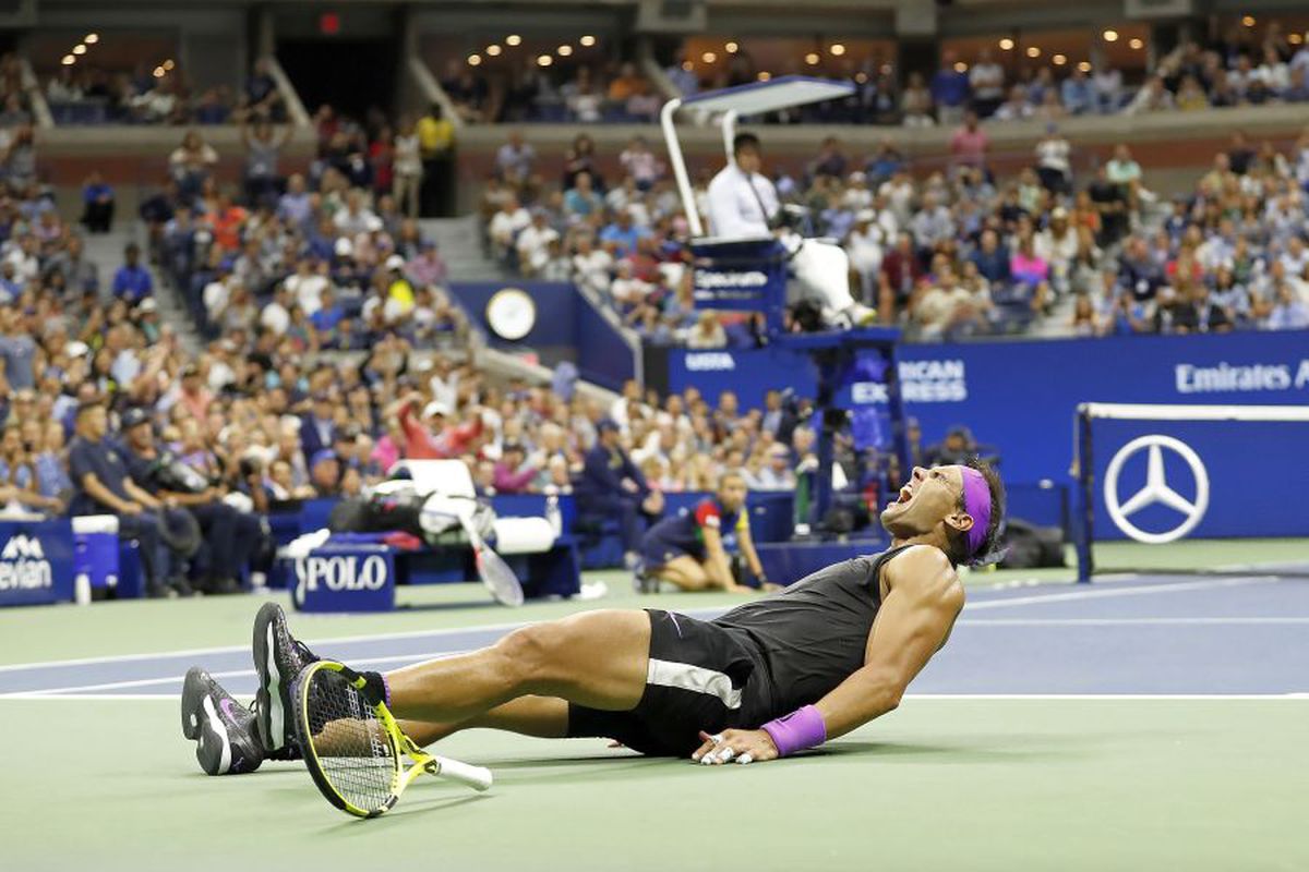 RAFAEL NADAL - DANIIL MEDVEDEV // VIDEO EPIC! Nadal câștigă cel de-al 19-lea turneu de Mare Șlem după o bătălie MEMORABILĂ de 5 ore cu Medvedev! Titlul #4 la US Open și o mare de lacrimi la final