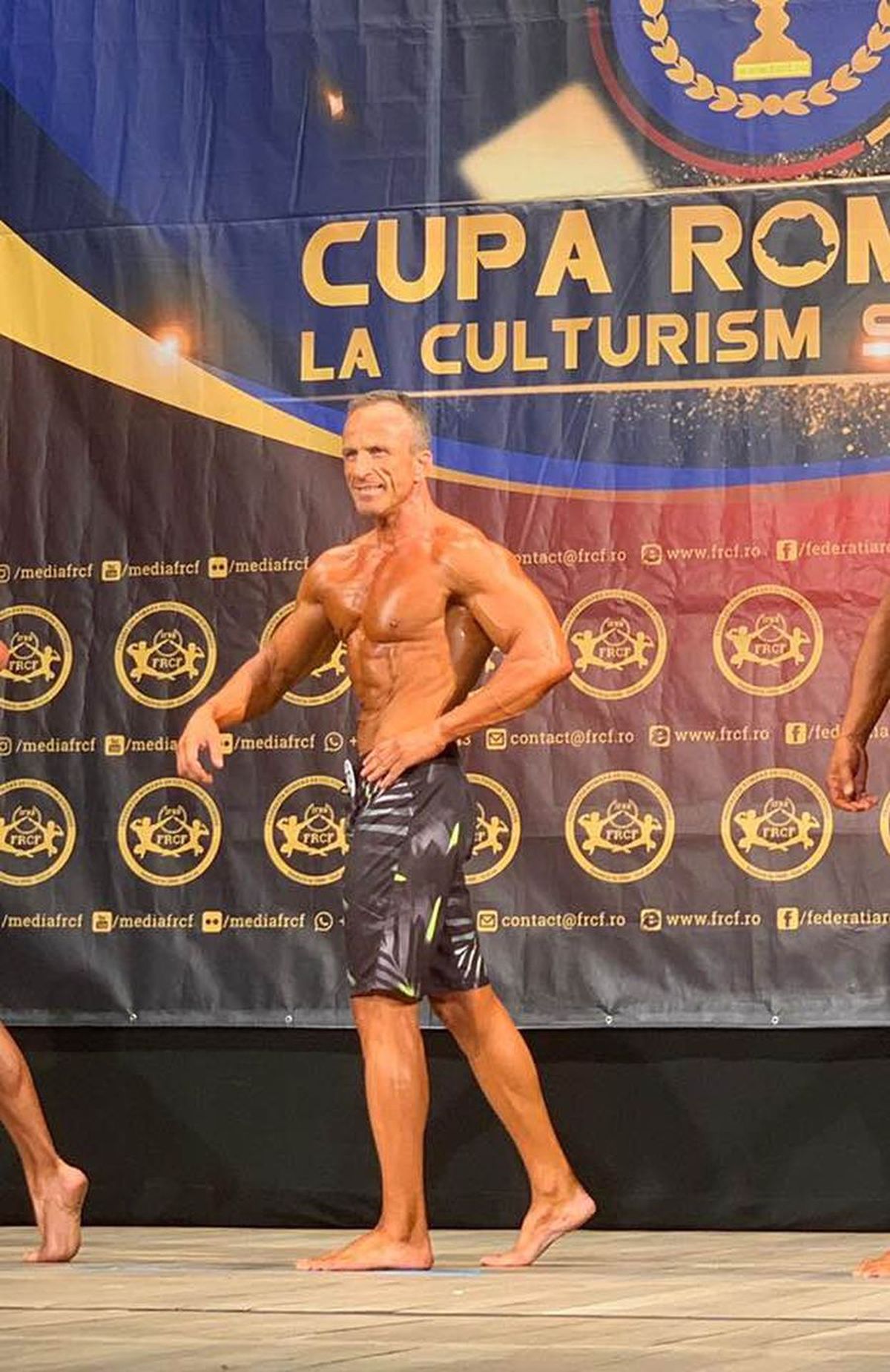 GALERIE FOTO Florentin Corbeanu e „Ronnie Coleman de România” » Polițist oltean, campion național de culturism la 49 de ani!