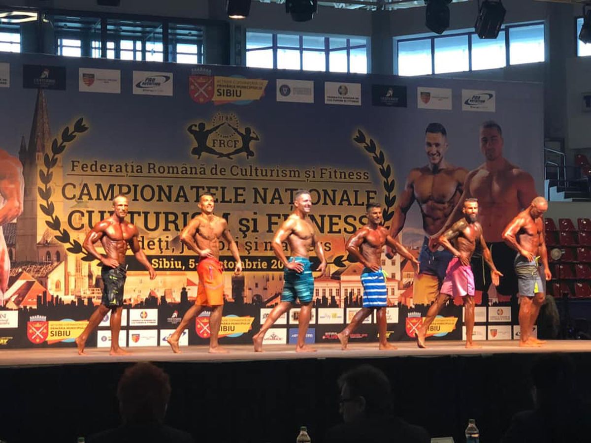 GALERIE FOTO Florentin Corbeanu e „Ronnie Coleman de România” » Polițist oltean, campion național de culturism la 49 de ani!