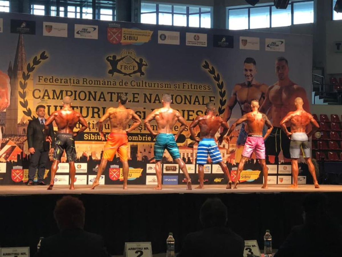 GALERIE FOTO Florentin Corbeanu e „Ronnie Coleman de România” » Polițist oltean, campion național de culturism la 49 de ani!