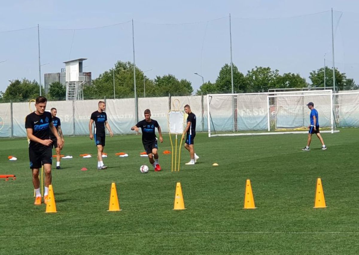 FCSB // VIDEO Absență importantă de la antrenamentul celor de la FCSB! Florin Tănase nu s-a pregătit alături de colegii săi
