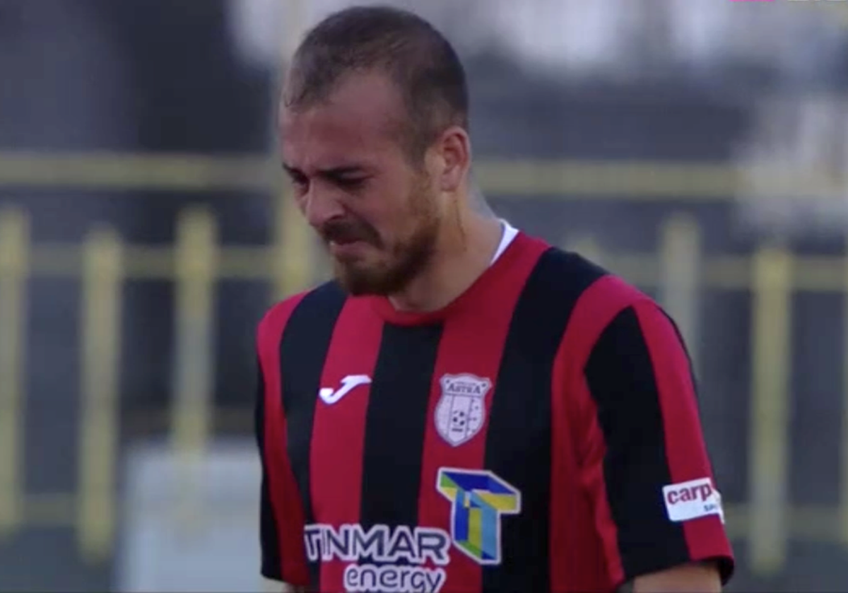 GAZ METAN - ASTRA / VIDEO + FOTO Imaginile suferinței » Denis Alibec a plâns la ieșirea de pe teren, după ce s-a accidentat