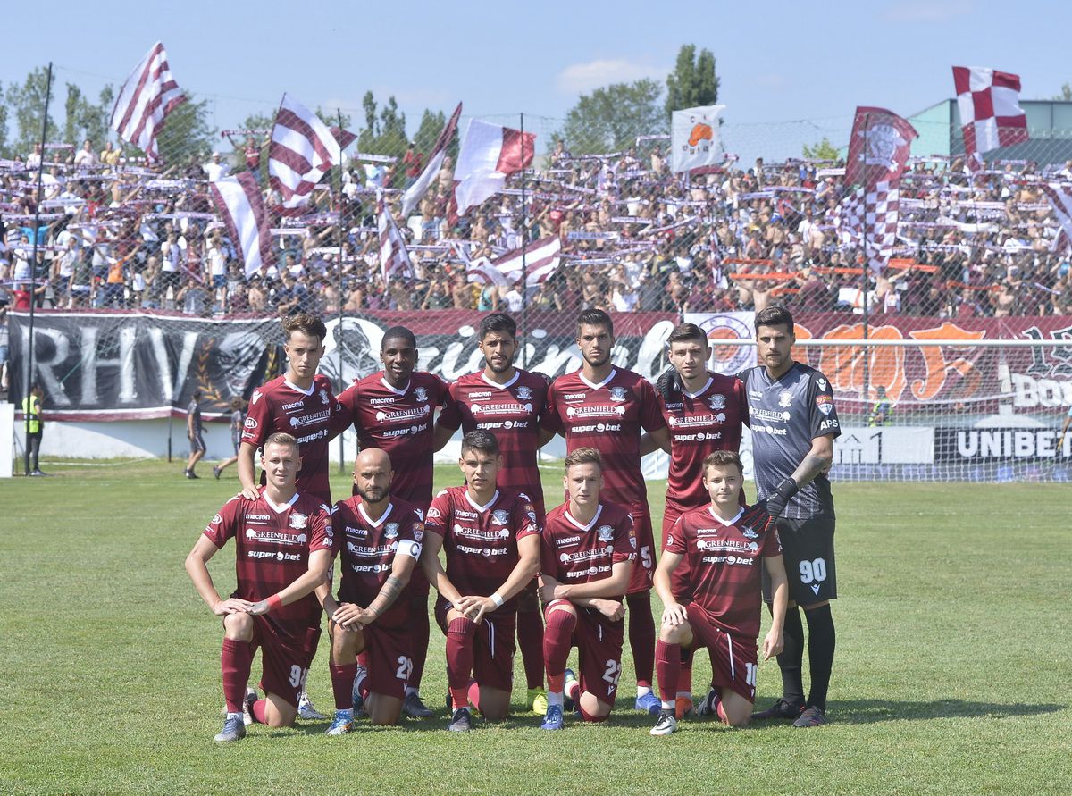 Giuleștenii s-au văzut conduși după o bijuterie a lui Albu, dar au reușit să marcheze de trei ori în mai puțin de 15 minute