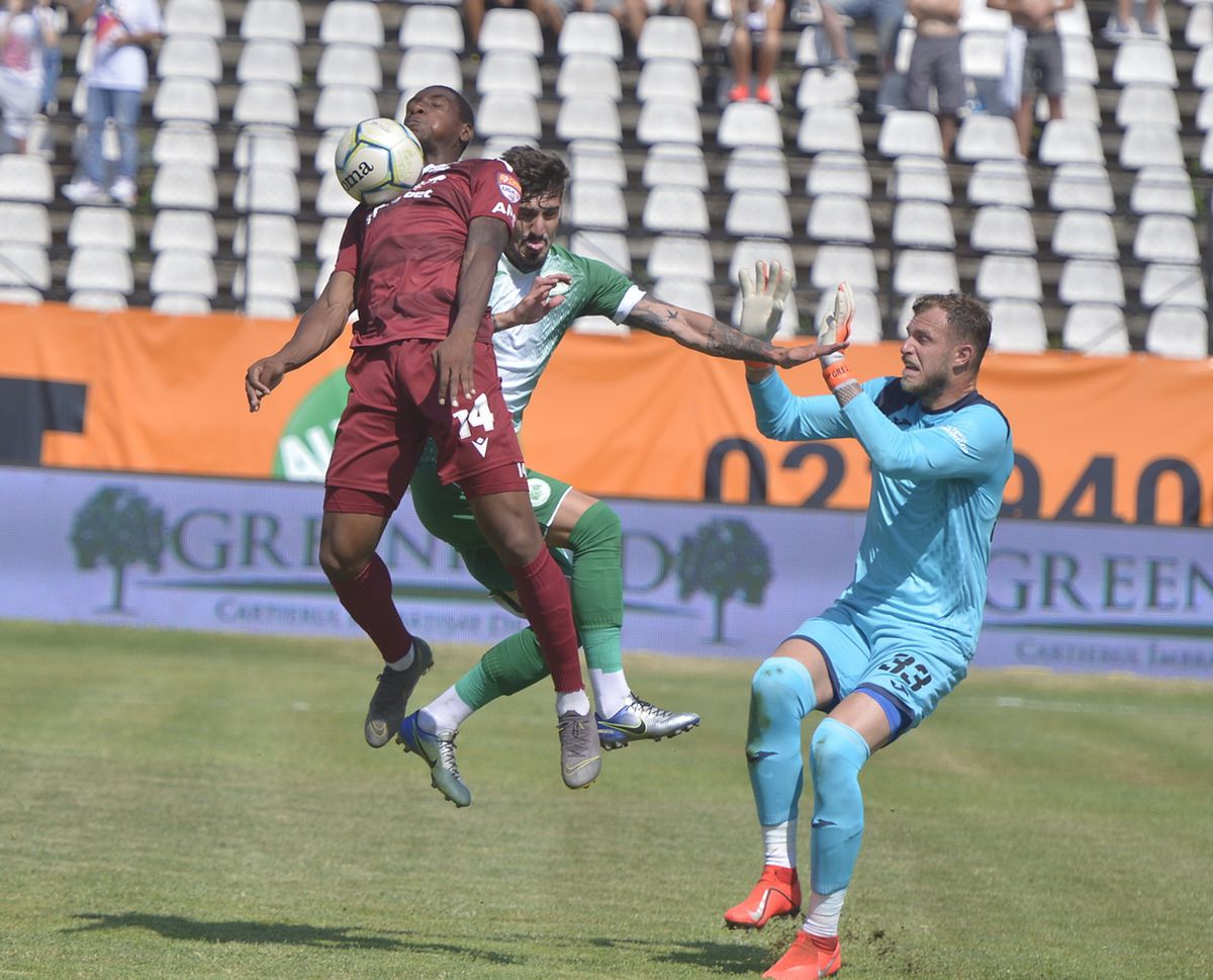 Giuleștenii s-au văzut conduși după o bijuterie a lui Albu, dar au reușit să marcheze de trei ori în mai puțin de 15 minute