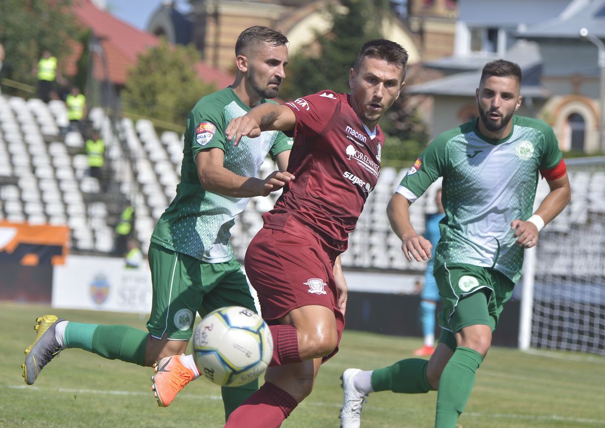 Giuleștenii s-au văzut conduși după o bijuterie a lui Albu, dar au reușit să marcheze de trei ori în mai puțin de 15 minute