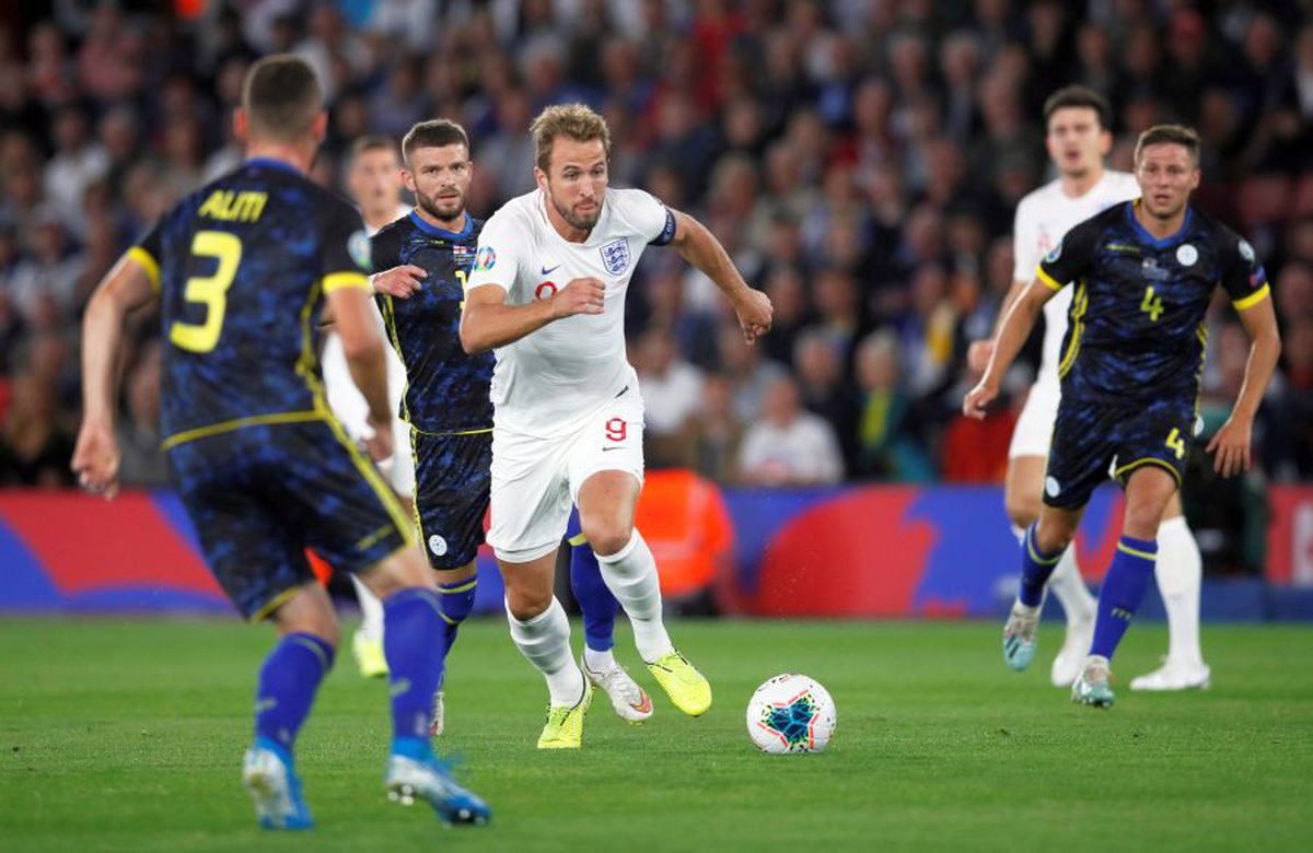 VIDEO+FOTO Kosovo deschide scorul cu Anglia, după o greșeală incredibilă a lui Michael Keane