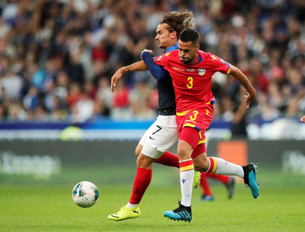 PRELIMINARII EURO 2020 // FOTO Seară de excepție cu 34 de goluri! OPT s-au marcat în Anglia - Kosovo, victorii fără emoții pentru Franța și Portugalia + surpriză mare provocată de Albania