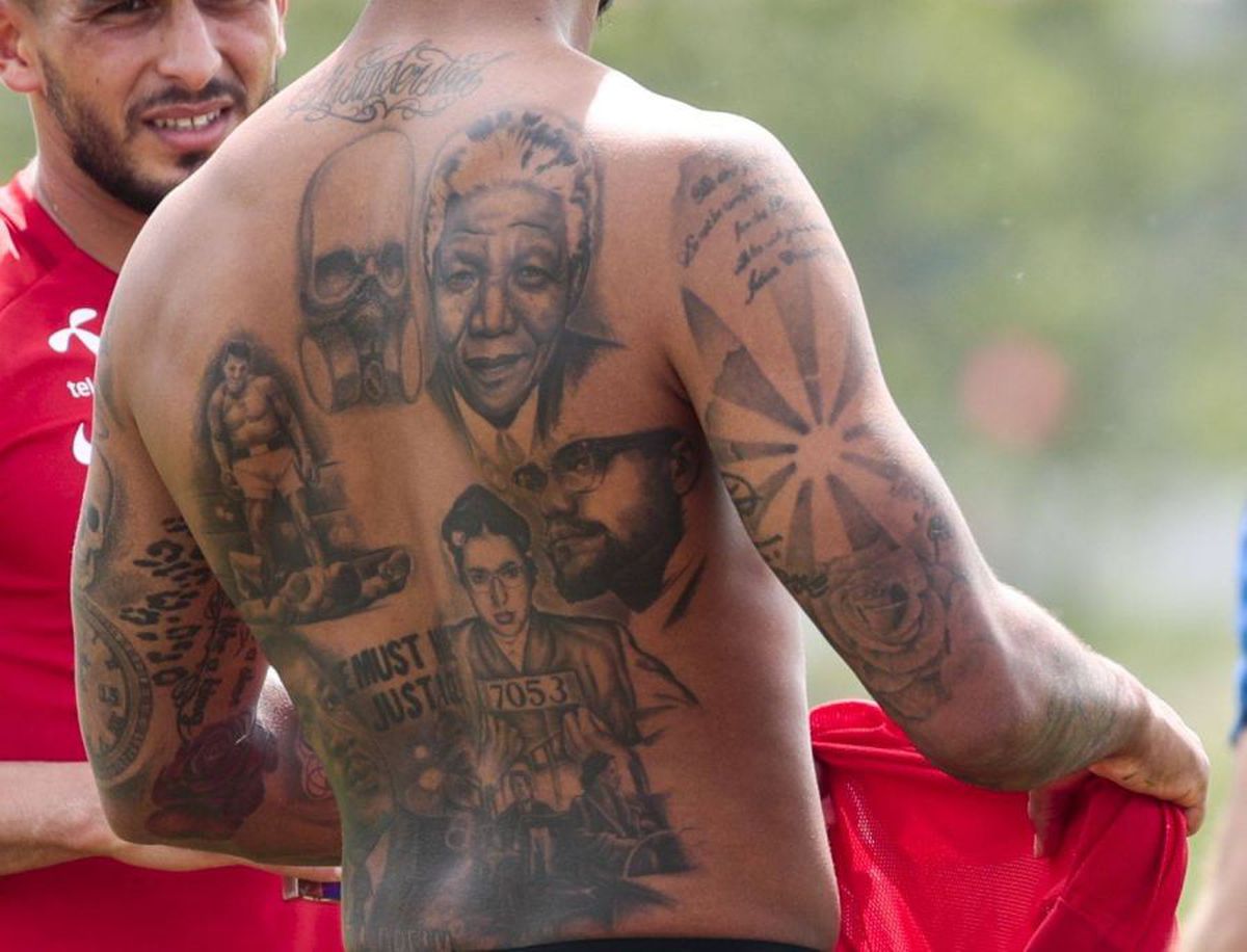 NORVEGIA - SPANIA // FOTO Lecție de istorie cu Joshua King! Golgeterul Norvegiei are pe spate tatuate chipurile eroilor care au luptat împotriva rasismului