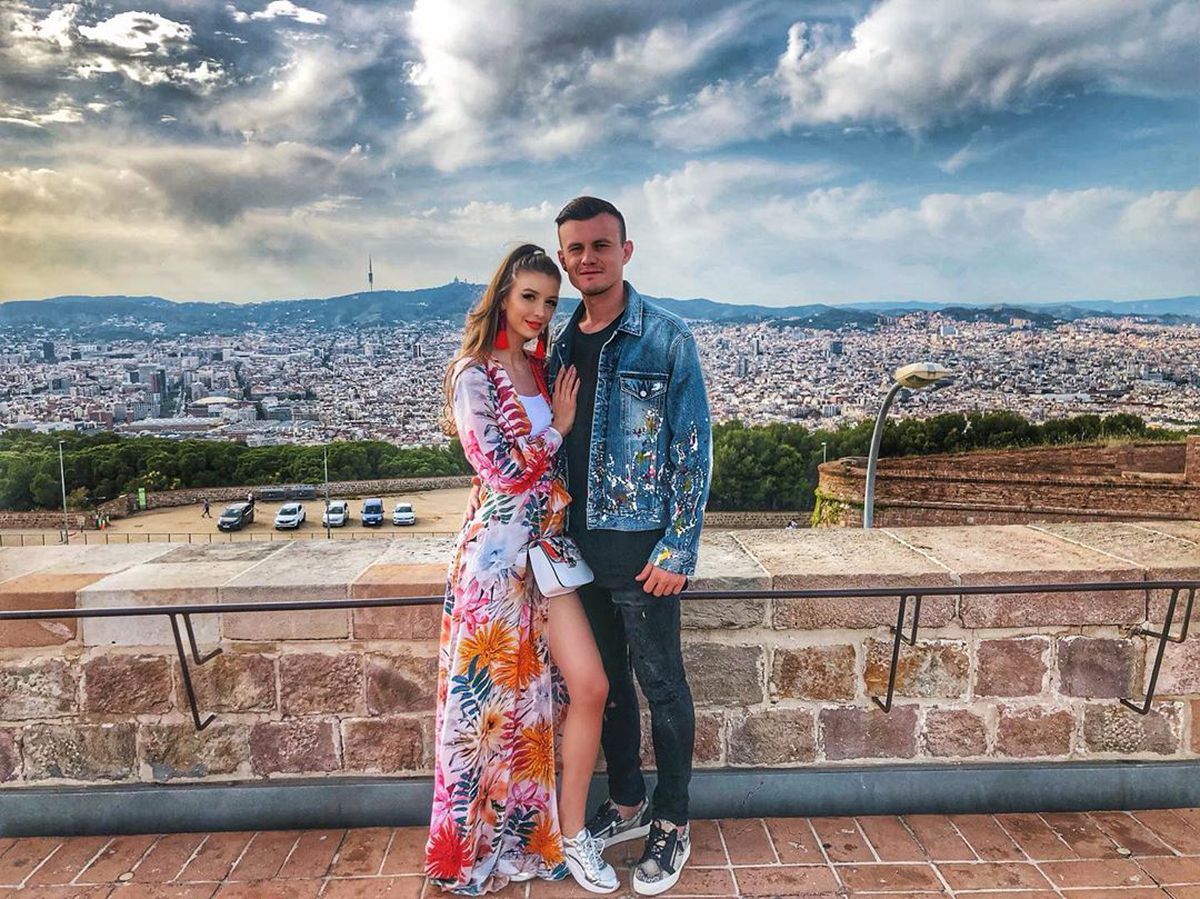 FOTO Dragoste în pandemie » Andrei Marc, fostul fotbalist al FCSB, își petrece timpul cu superba lui iubită