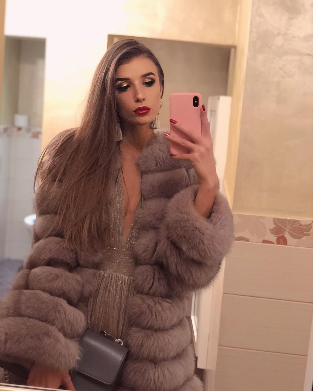 FOTO Andrei Marc, cel mai nou transfer de la FCSB, are iubită superhot, care se pozează la meciurile rivalei: „Doar Dinamo București”