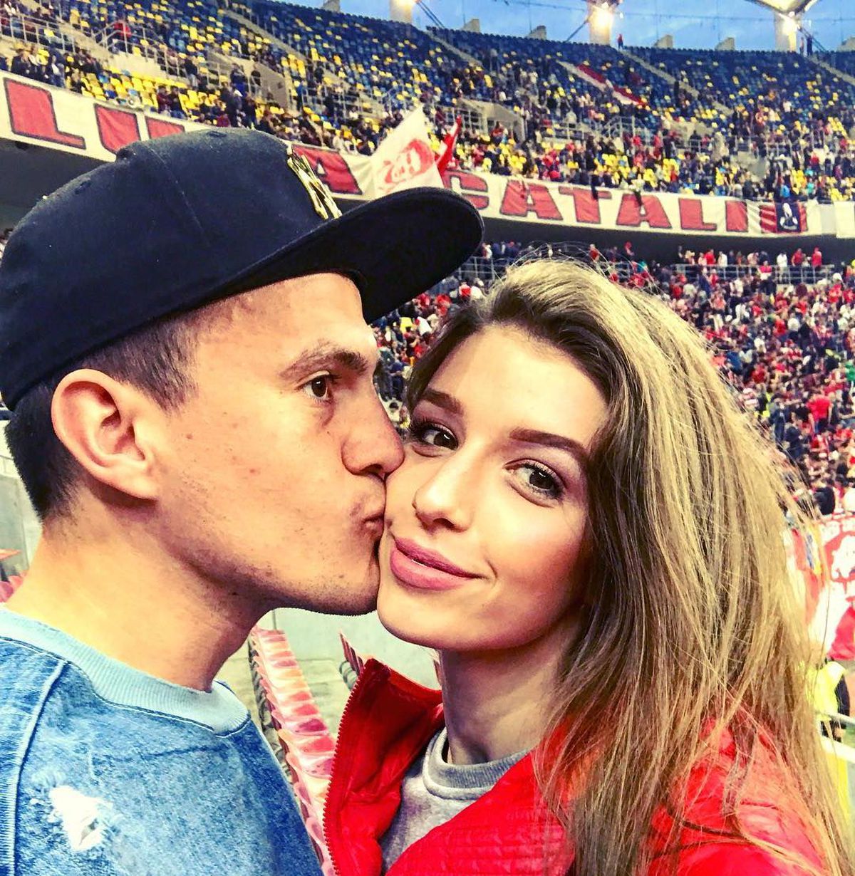 FOTO Andrei Marc, cel mai nou transfer de la FCSB, are iubită superhot, care se pozează la meciurile rivalei: „Doar Dinamo București”