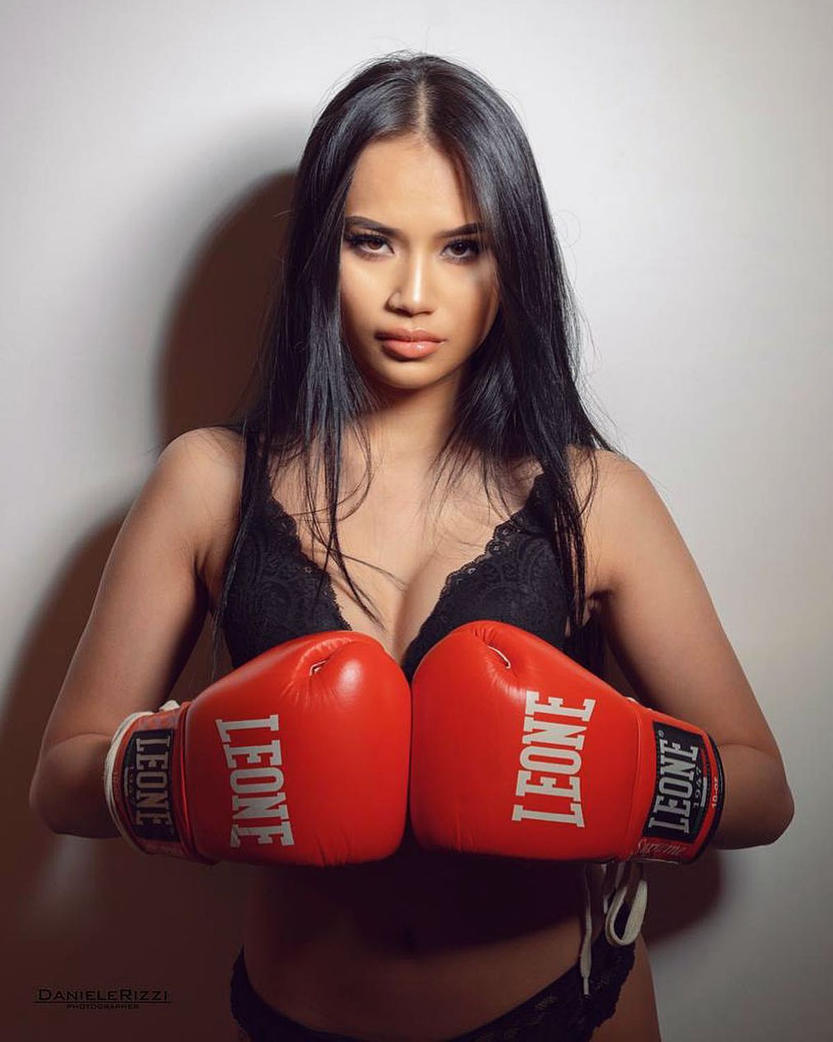 FOTO Moise Kean are spatele asigurat! Iubita lui e campioană de Muay Thai și nu refuză pozele provocatoare: „Am 50 de meciuri fără înfrângere”