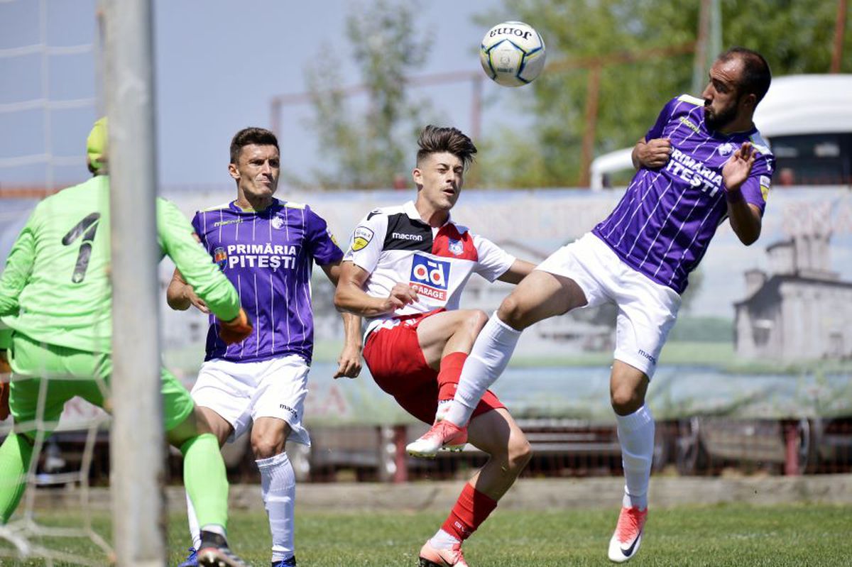 LIGA 2 // VIDEO+FOTO » U Cluj și FC Argeș, victorii la scor de neprezentare!
