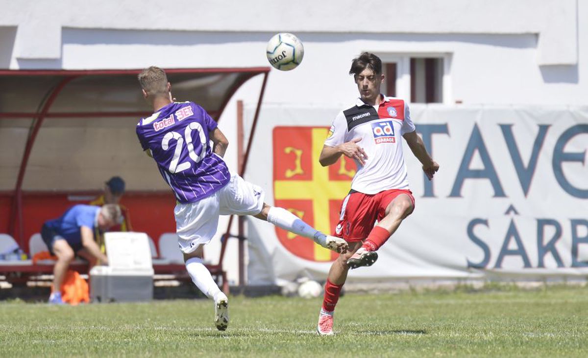 LIGA 2 // VIDEO+FOTO » U Cluj și FC Argeș, victorii la scor de neprezentare!