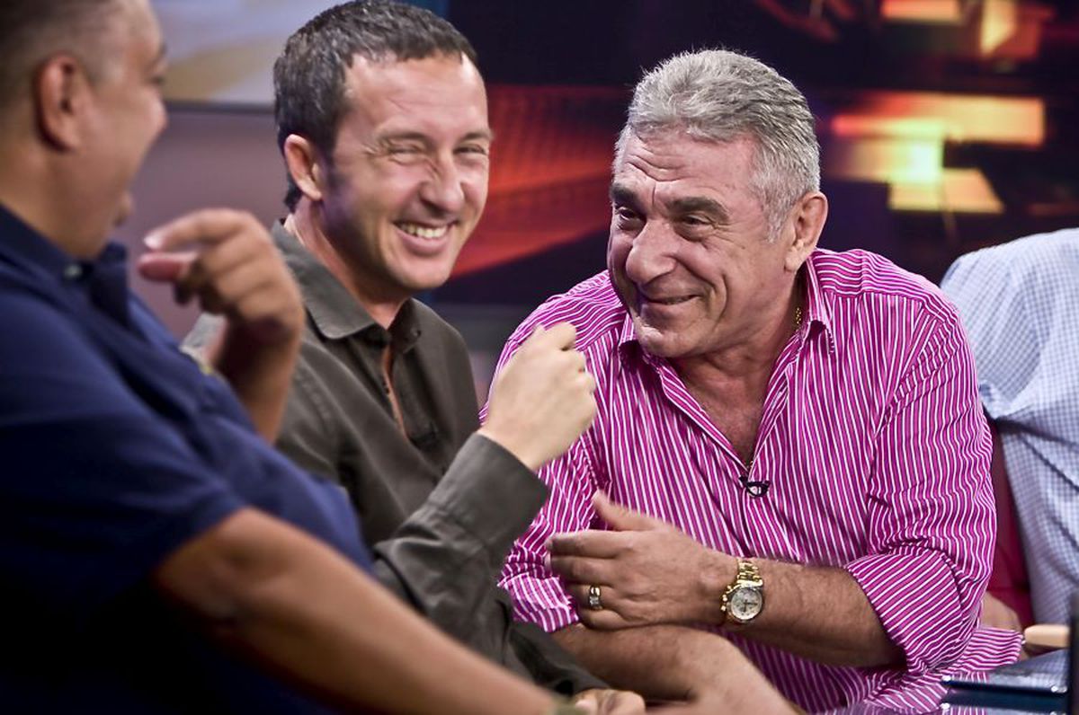 FOTO Invitați de marcă, asistente sexy și analiza tuturor meciurilor » Imagini de colecție de la „Procesul Etapei”