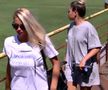 FOTO Blonda care a zăpăcit spectatorii la Sportul Snagov - FC Argeș » Mesajul de pe tricou i-a surprins pe toți