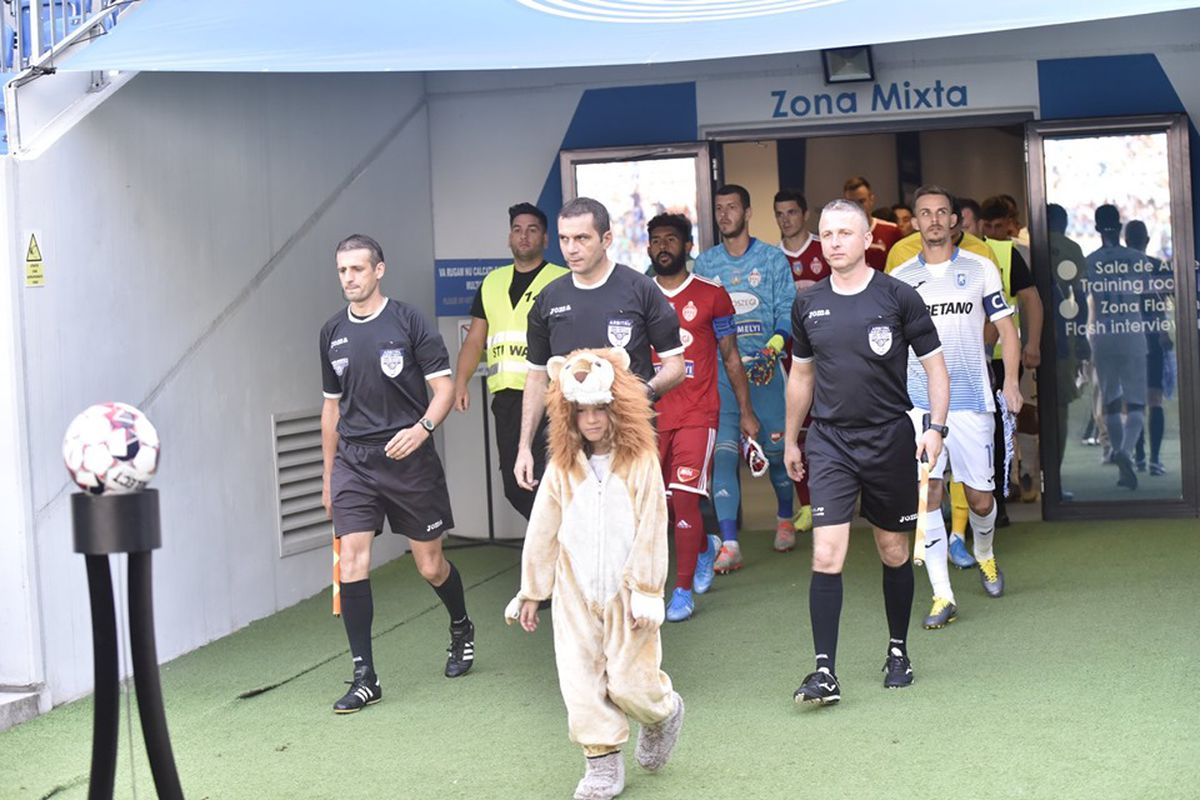 CRAIOVA - SEPSI 0-1 // VIDEO+FOTO » Criză! Oltenii ajung la 3 înfrângeri consecutive și suporterii i-au cerut demisia lui Corneliu Papură