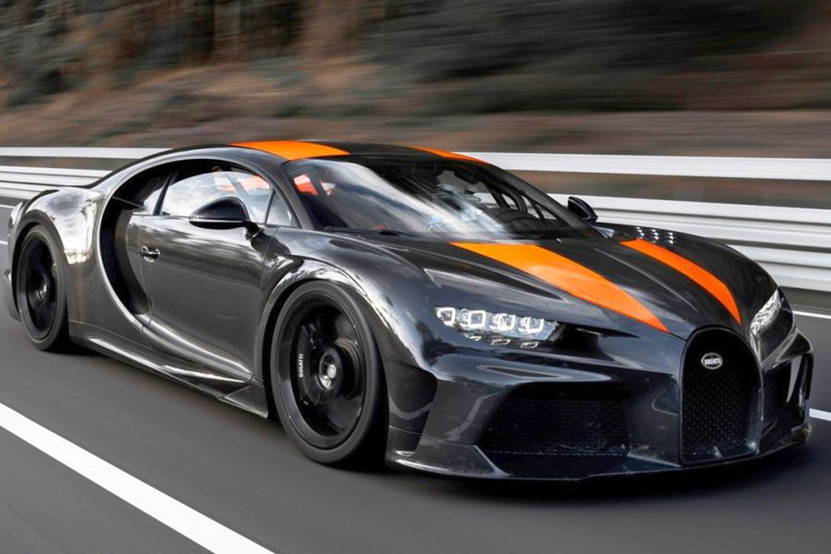 VIDEO Bugatti a lansat un nou model de lux: Chiron Super Sport 300+ atinge 490 km/h și costă 3,5 milioane de euro!