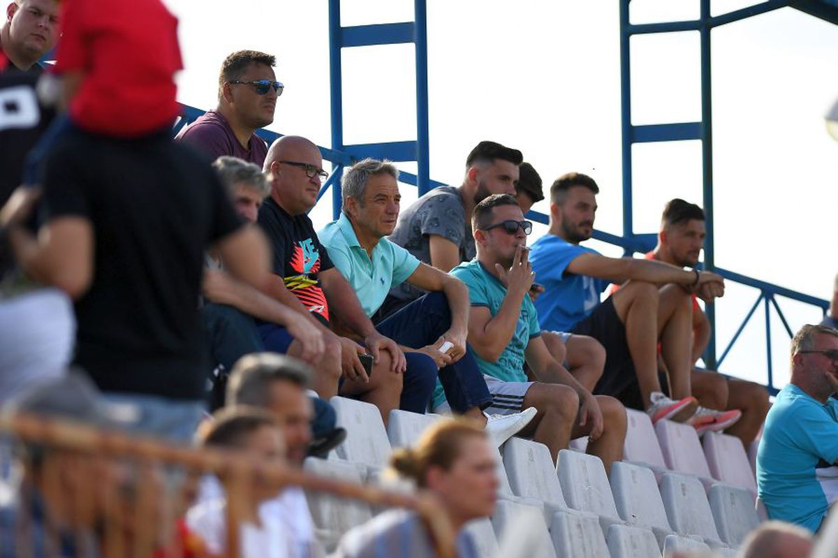 CUPA ROMÂNIEI // VIDEO+FOTO Știm toate echipele calificate în „șaisprezecimi”! Victorii pentru Rapid, Petrolul și U Cluj » Steaua eliminată în prelungiri de Chiajna