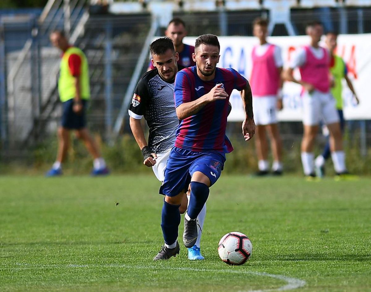 CUPA ROMÂNIEI // VIDEO+FOTO Știm toate echipele calificate în „șaisprezecimi”! Victorii pentru Rapid, Petrolul și U Cluj » Steaua eliminată în prelungiri de Chiajna