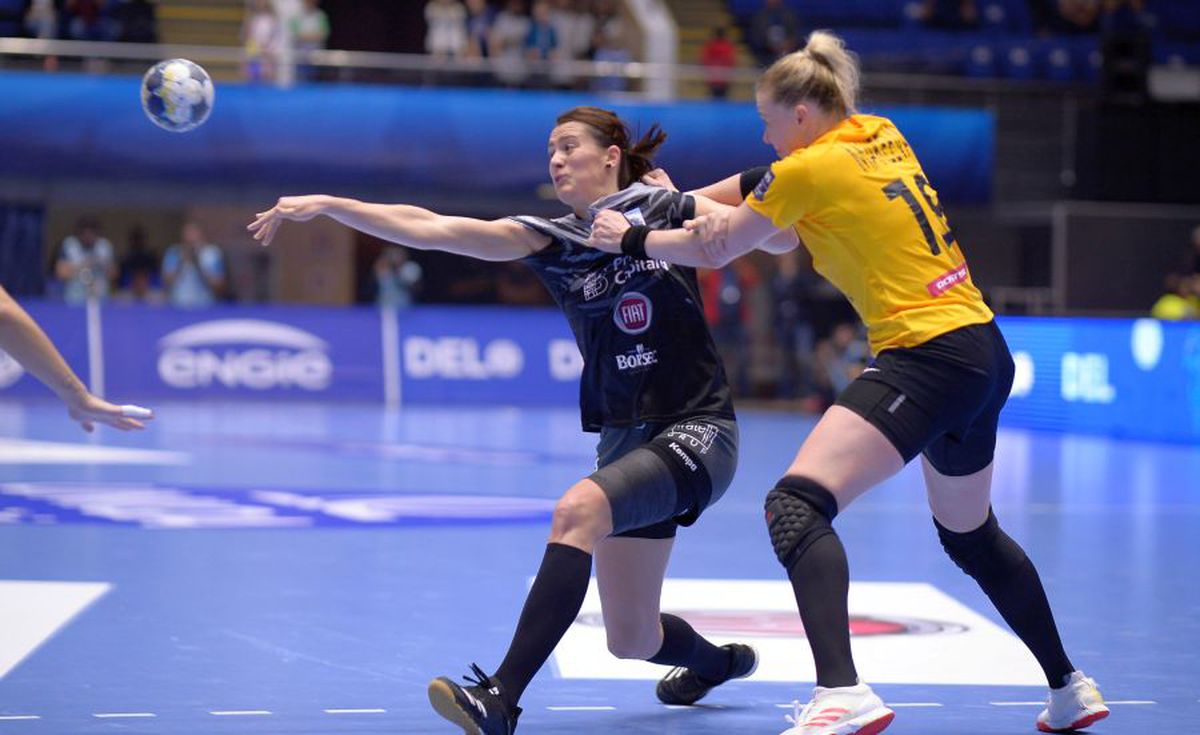 CSM BUCUREȘTI - ROSTOV DON // liveSCORE, FOTO + VIDEO ACUM » Test puternic pentru „tigroaice”, la primul meci „acasă” din Liga Campionilor