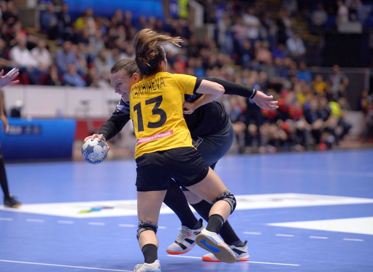 CSM BUCUREȘTI - ROSTOV 23-23 // Adrian Vasile: „Mă nemulțumește că am luat goluri mult prea ușor + Ambros Martin dezvăluie dialogul purtat cu Cristina Neagu